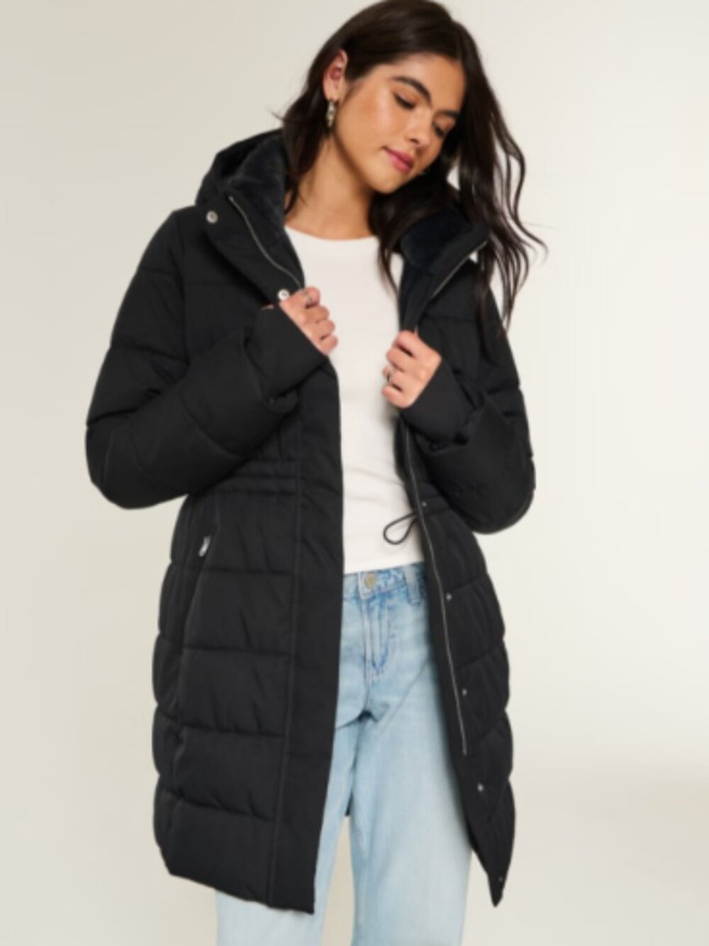 Hollister Puffer w/ Detachable Faux Fur Trim on Hood - Women’s XXS